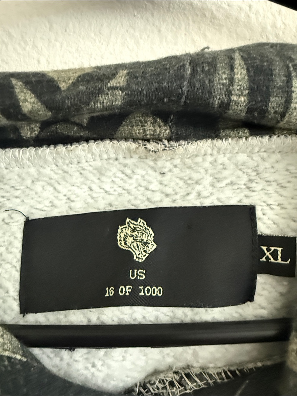 Darc Sport Wolves Crewneck Sweater - Black & Gray - Picture 2 of 2